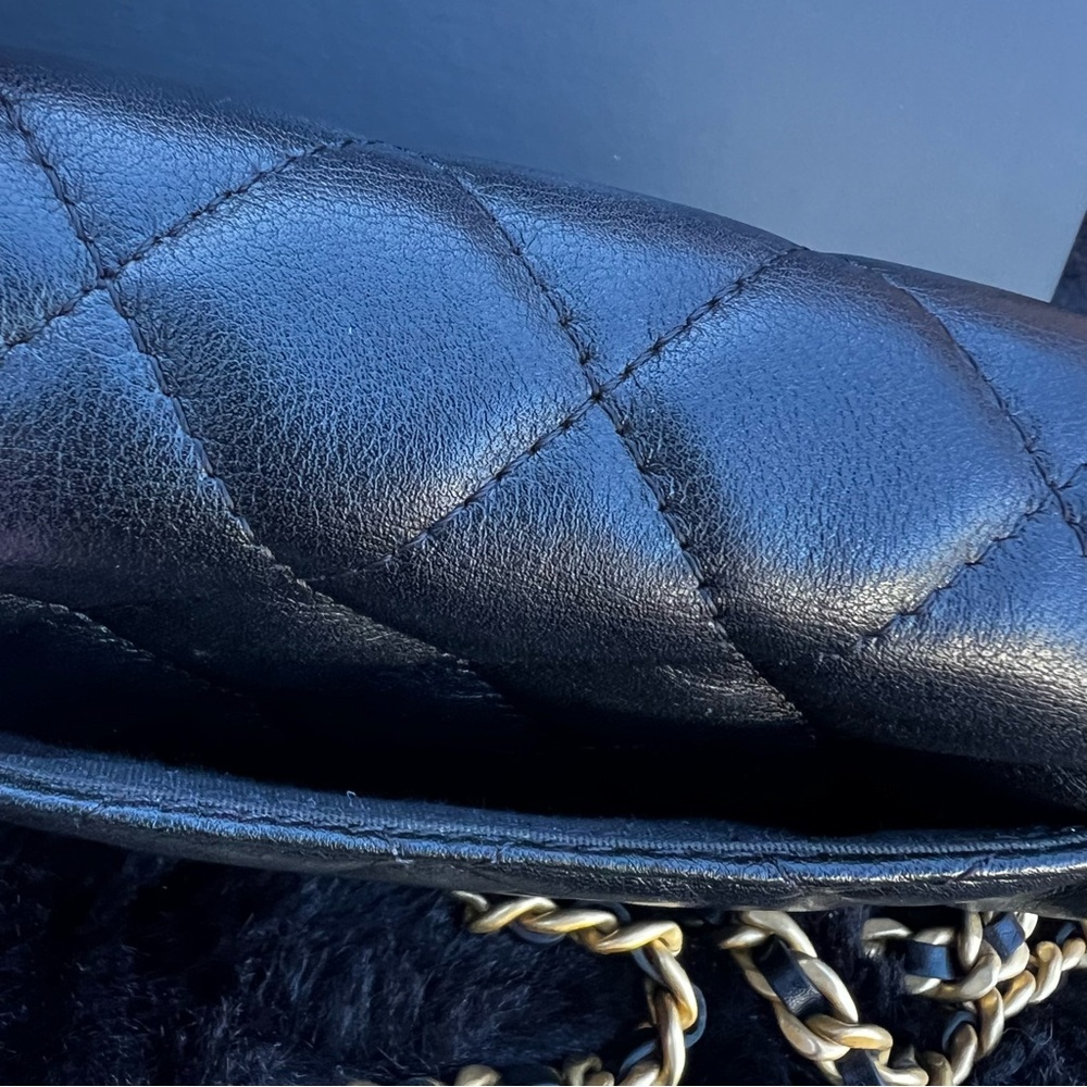 CHANEL Black Coco Mail Clutch Quilted Calfskin with Gold Chain - Picture 14 of 16